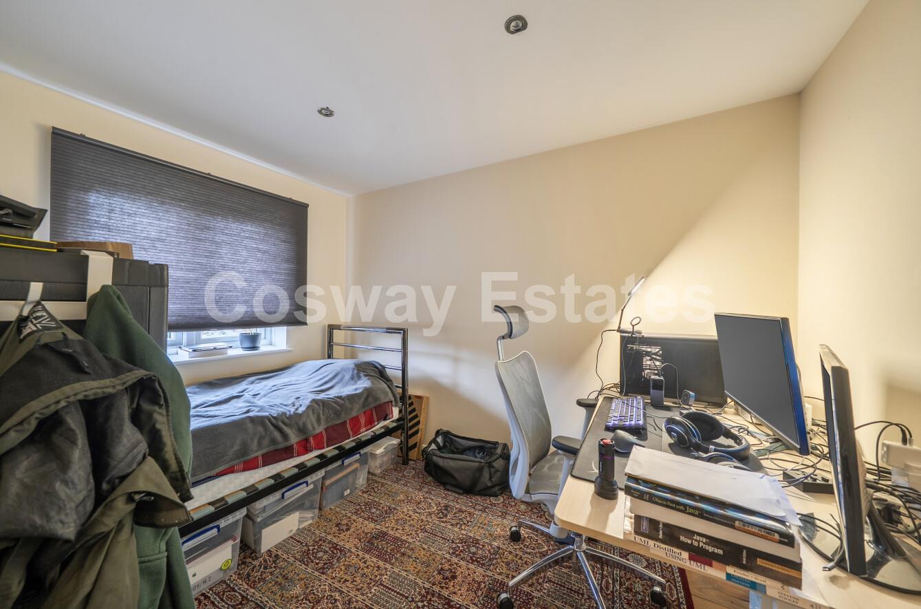 Aylesham Close, Mill Hill, NW7, London